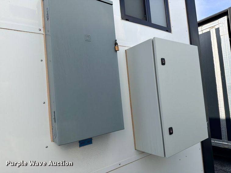 image for item ED5380 2026 Madbox Manarola mobile office