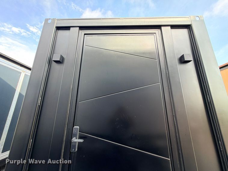 image for item ED5380 2026 Madbox Manarola mobile office