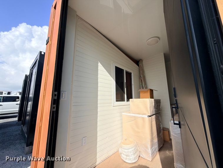 image for item ED5381 2026 Madbox Manarola mobile office