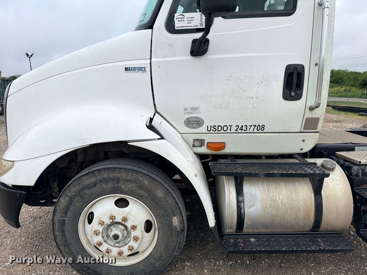 image for item ED5399 2013 International TranStar 8600 semi truck