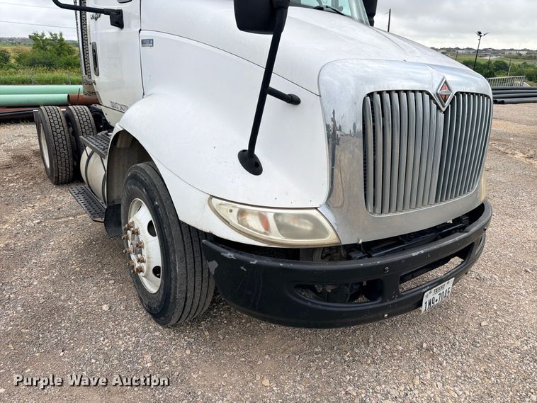 image for item ED5399 2013 International TranStar 8600 semi truck