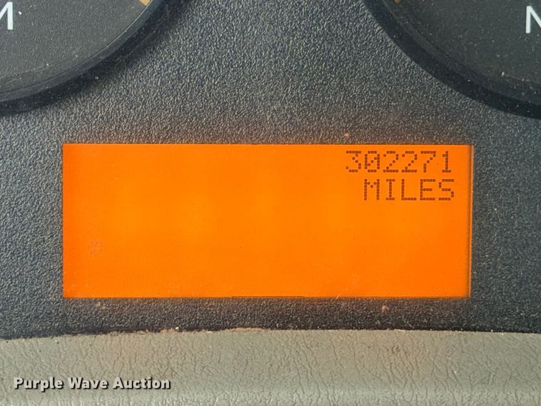 image for item ED5399 2013 International TranStar 8600 semi truck