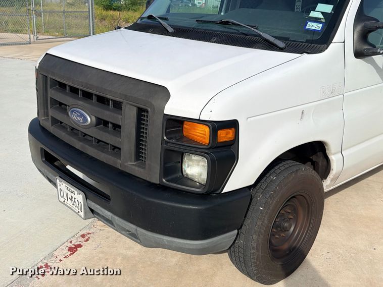 image for item ED5401 2014 Ford E150 van