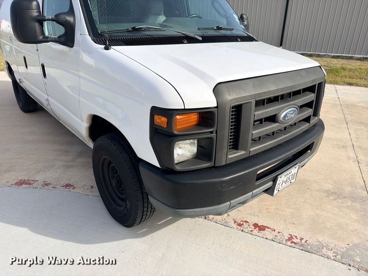 image for item ED5401 2014 Ford E150 van