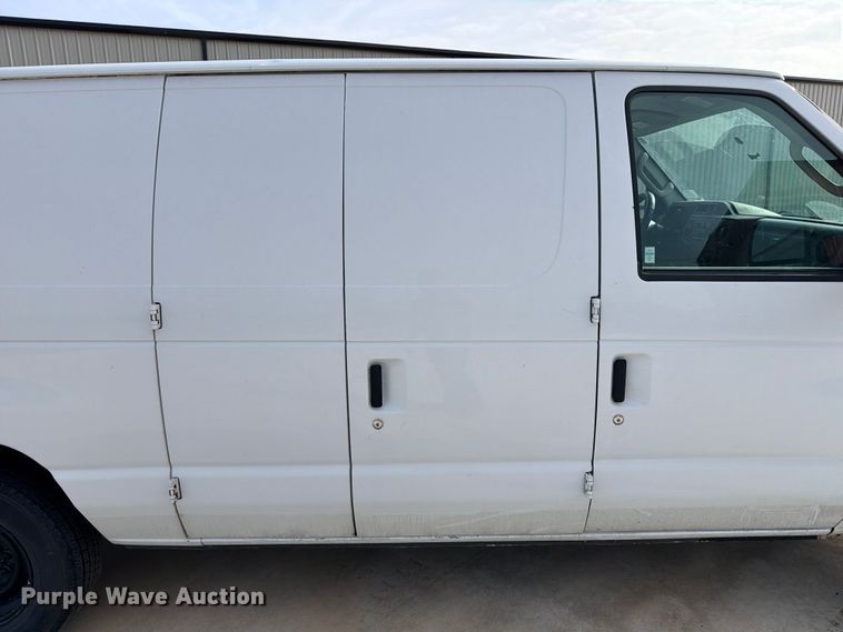 image for item ED5401 2014 Ford E150 van