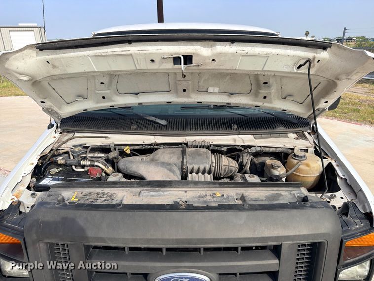image for item ED5401 2014 Ford E150 van