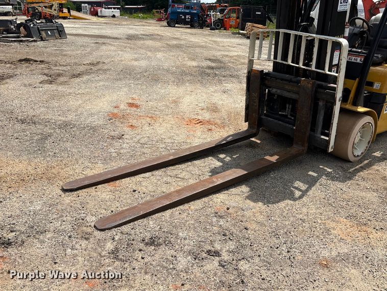image for item EF1268 Yale CSS forklift