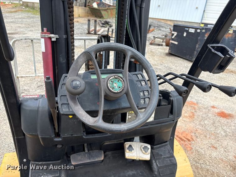 image for item EF1268 Yale CSS forklift