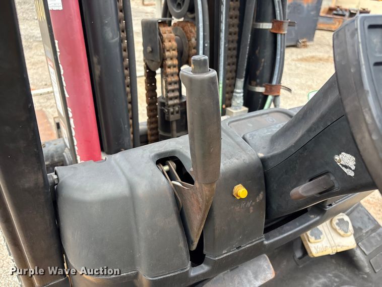 image for item EF1268 Yale CSS forklift