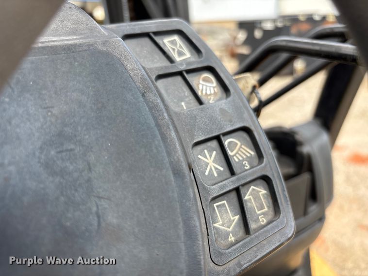 image for item EF1268 Yale CSS forklift