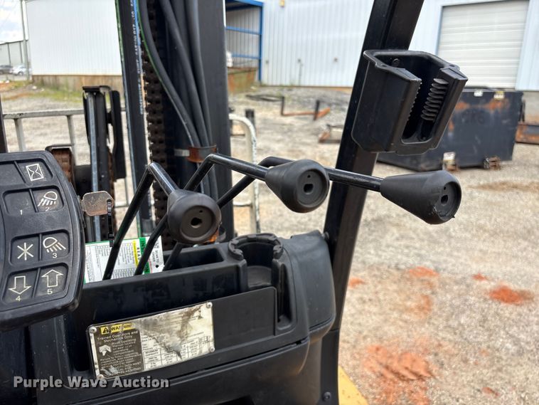 image for item EF1268 Yale CSS forklift