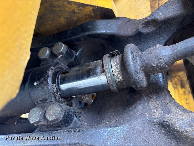 image for item EF1268 Yale CSS forklift