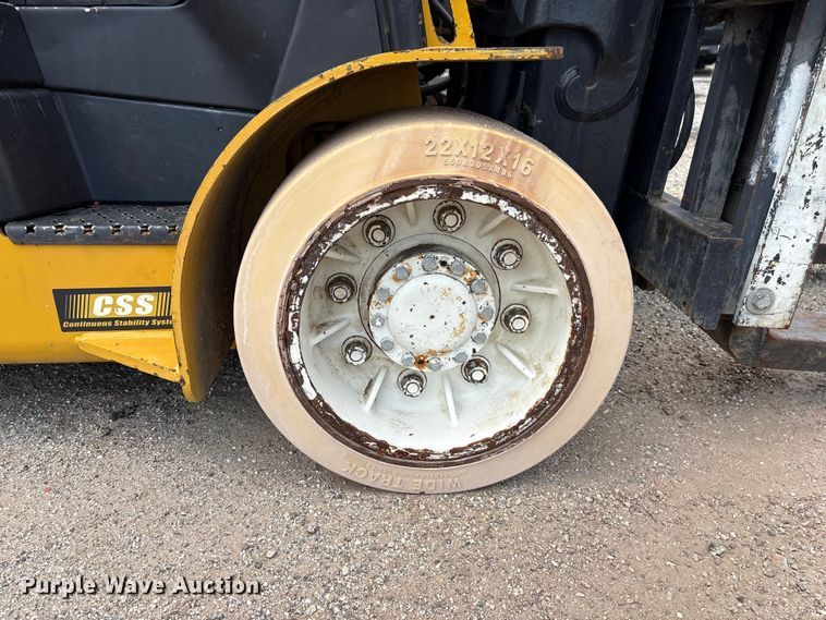 image for item EF1268 Yale CSS forklift