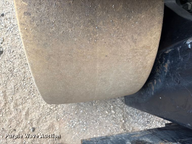 image for item EF1268 Yale CSS forklift