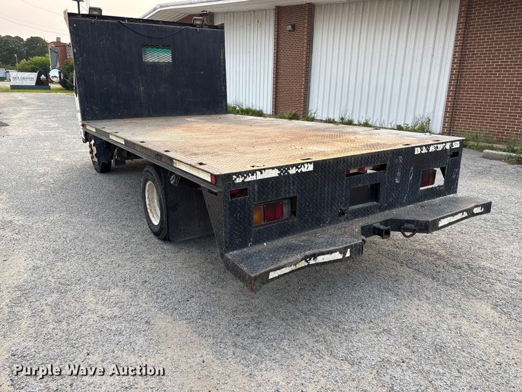 image for item EF1277 2006 Chevrolet W4500 flatbed truck