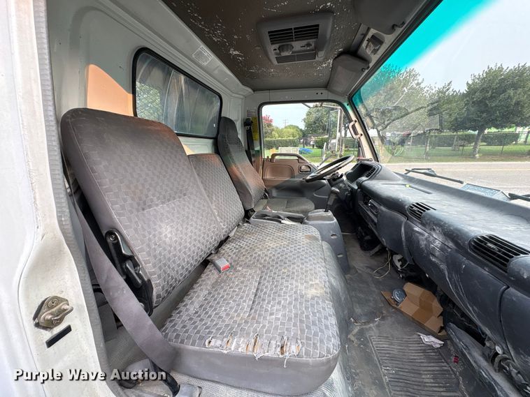 image for item EF1277 2006 Chevrolet W4500 flatbed truck