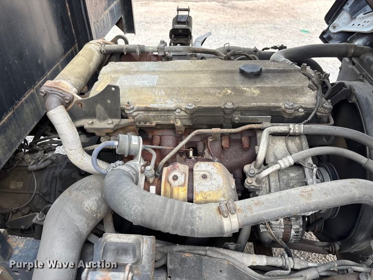 image for item EF1277 2006 Chevrolet W4500 flatbed truck