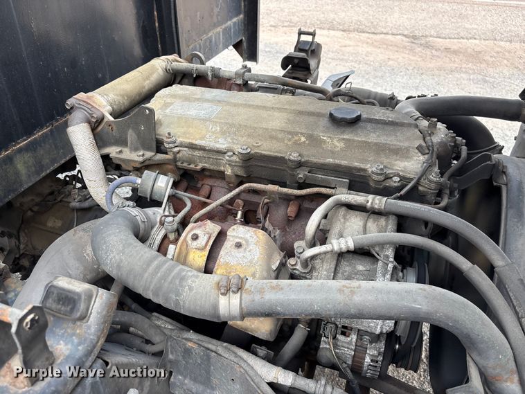 image for item EF1277 2006 Chevrolet W4500 flatbed truck