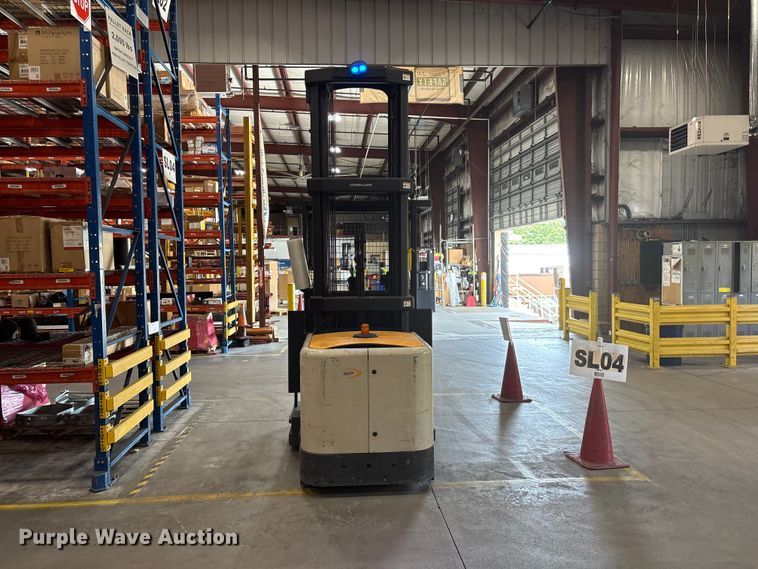 image for item EF1297 2017 Crown SP4050-30 order picker