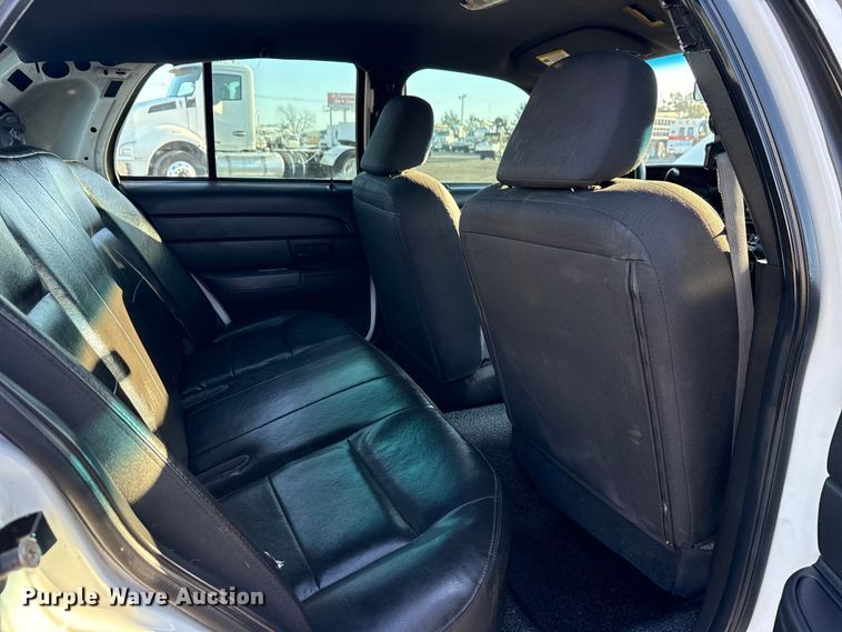 image for item EG8896 2009 Ford Crown Victoria Police Interceptor 