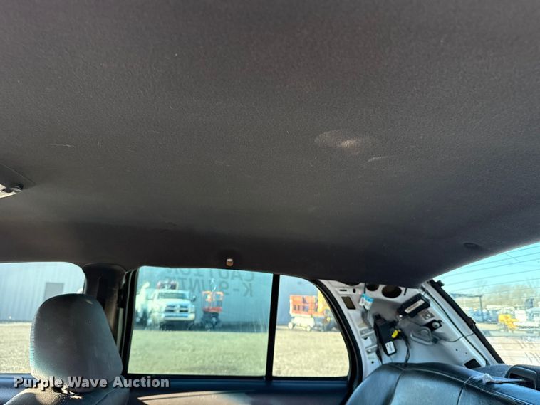 image for item EG8896 2009 Ford Crown Victoria Police Interceptor 