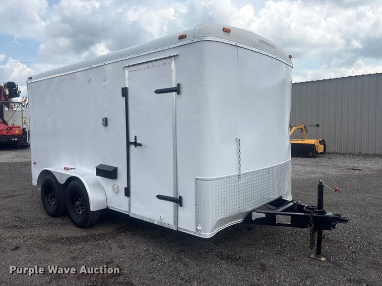 image for item EG9147 2001 TNT enclosed cargo trailer
