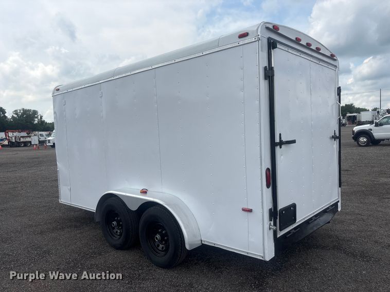 image for item EG9147 2001 TNT enclosed cargo trailer