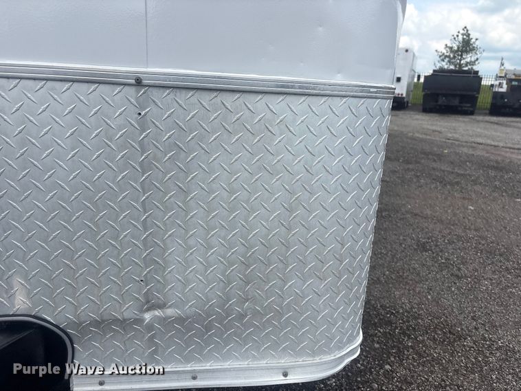 image for item EG9147 2001 TNT enclosed cargo trailer