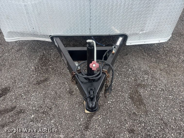 image for item EG9147 2001 TNT enclosed cargo trailer