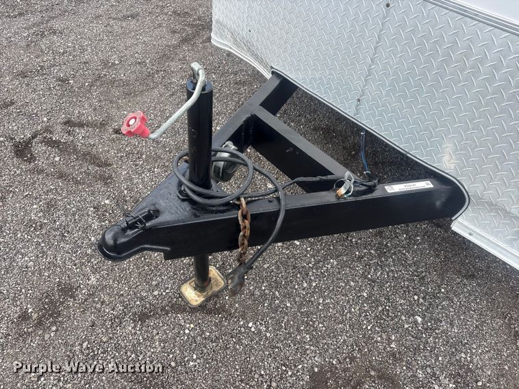image for item EG9147 2001 TNT enclosed cargo trailer