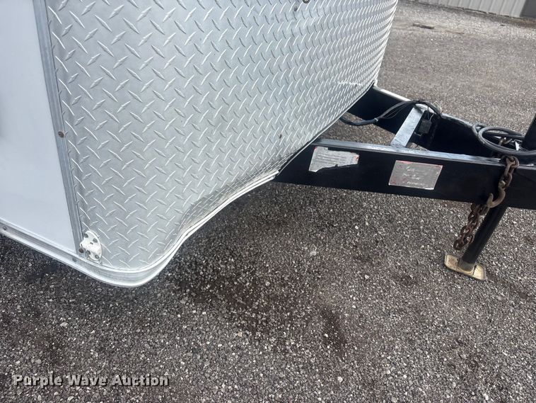 image for item EG9147 2001 TNT enclosed cargo trailer