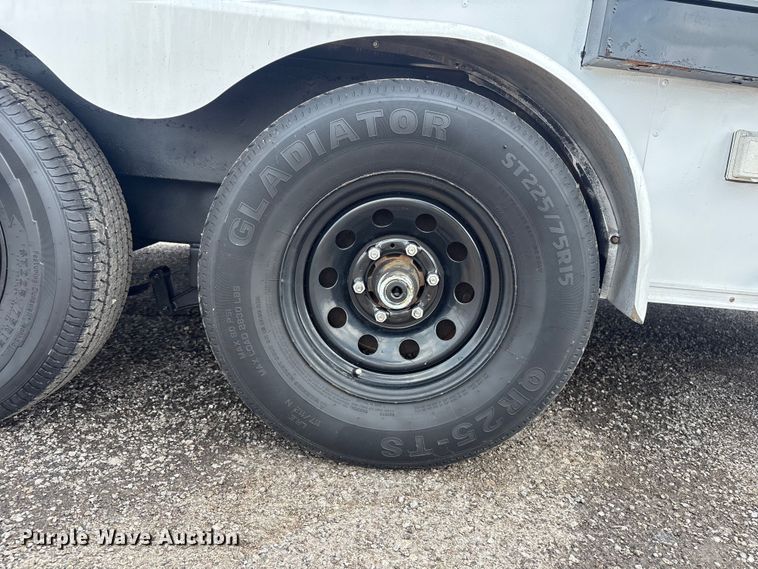 image for item EG9147 2001 TNT enclosed cargo trailer