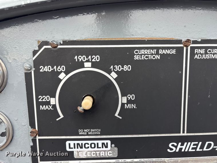 image for item EG9220 Lincoln Sheild-Arc SA-250 welder