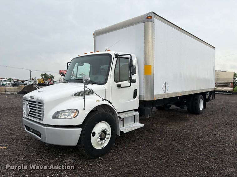 image for item EG9241 2005 Freightliner Business Class M2 box truck