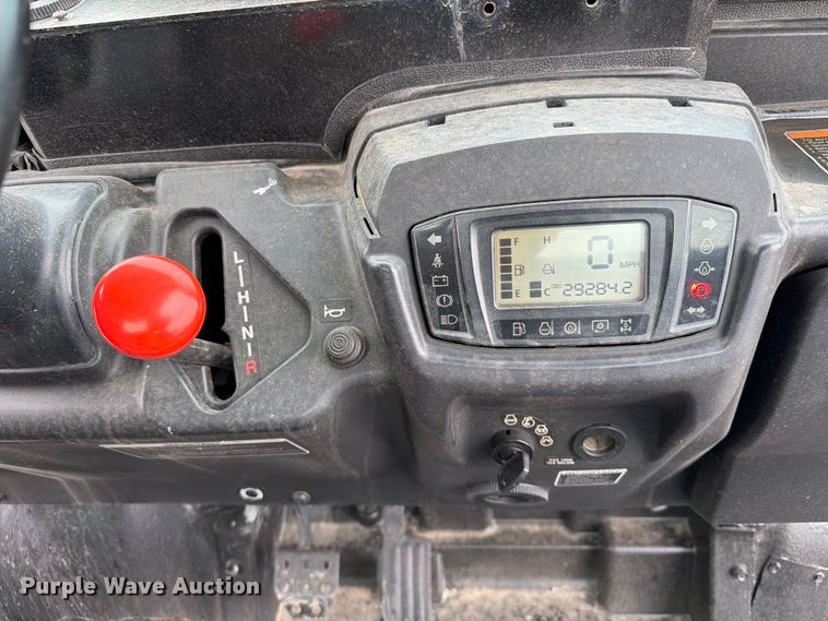 image for item EG9247 2014 Kubota RTV-X900 utility vehicle
