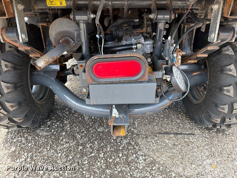 image for item EG9251 2011 Kubota RTV900 utility vehicle