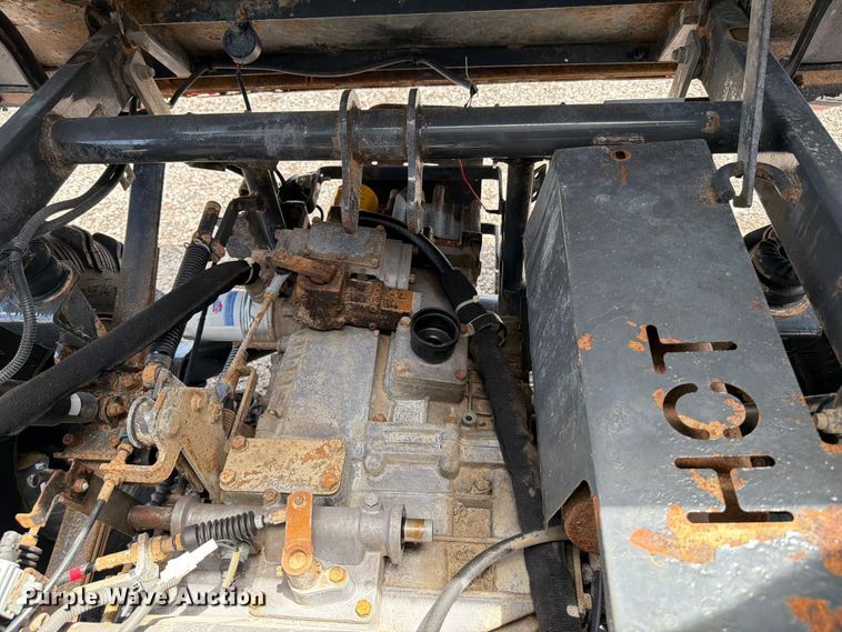 image for item EG9251 2011 Kubota RTV900 utility vehicle