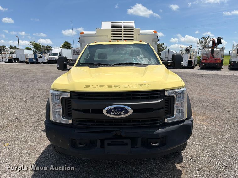 image for item EG9257 2019 Ford F550 Super Duty refrigerated delivery truck