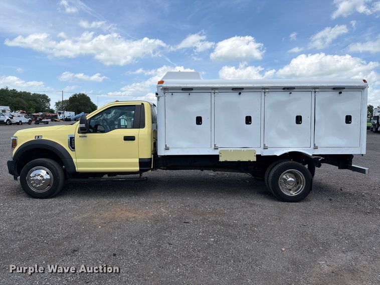 image for item EG9257 2019 Ford F550 Super Duty refrigerated delivery truck