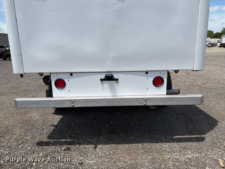 image for item EG9257 2019 Ford F550 Super Duty refrigerated delivery truck