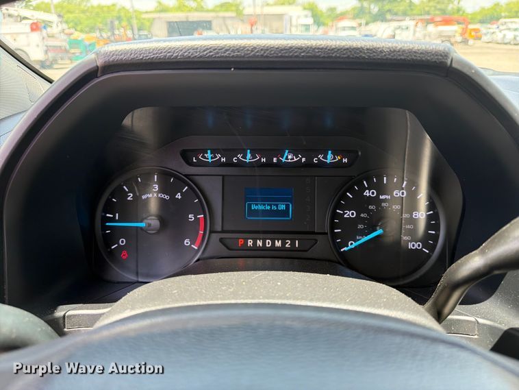 image for item EG9257 2019 Ford F550 Super Duty refrigerated delivery truck