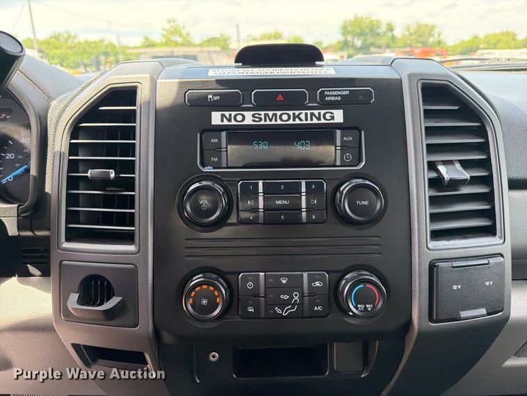 image for item EG9257 2019 Ford F550 Super Duty refrigerated delivery truck