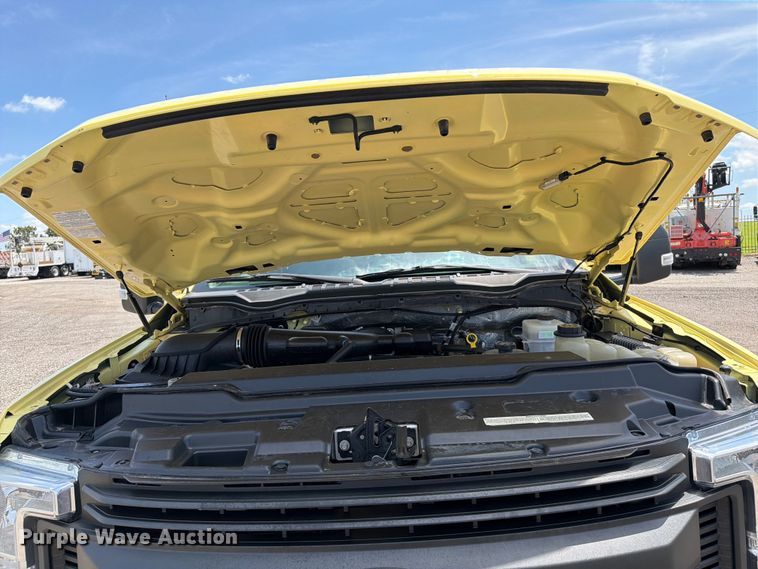 image for item EG9257 2019 Ford F550 Super Duty refrigerated delivery truck