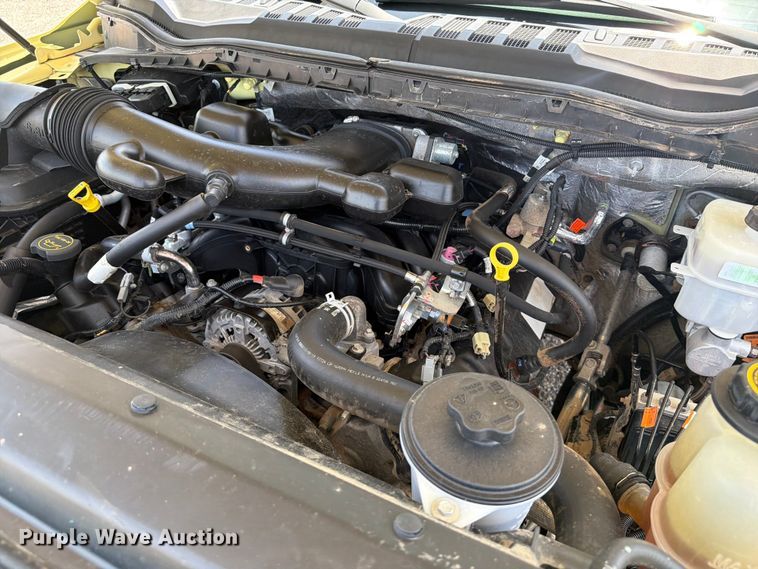 image for item EG9257 2019 Ford F550 Super Duty refrigerated delivery truck