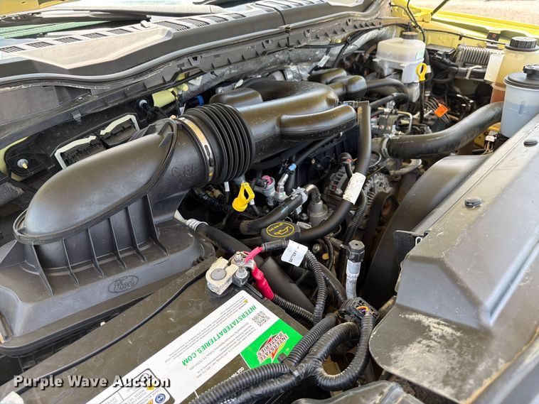 image for item EG9257 2019 Ford F550 Super Duty refrigerated delivery truck