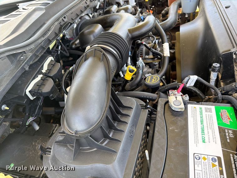 image for item EG9257 2019 Ford F550 Super Duty refrigerated delivery truck