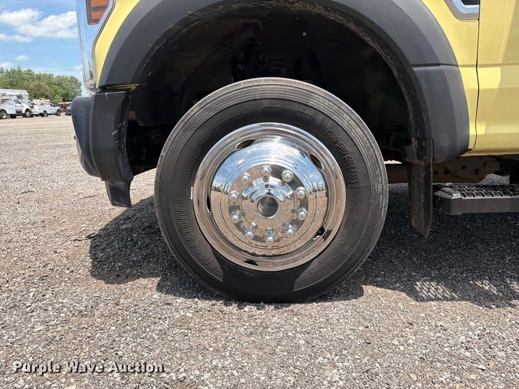 image for item EG9257 2019 Ford F550 Super Duty refrigerated delivery truck