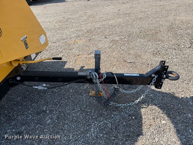 image for item EG9275 2022 Vermeer BC900XL wood chipper