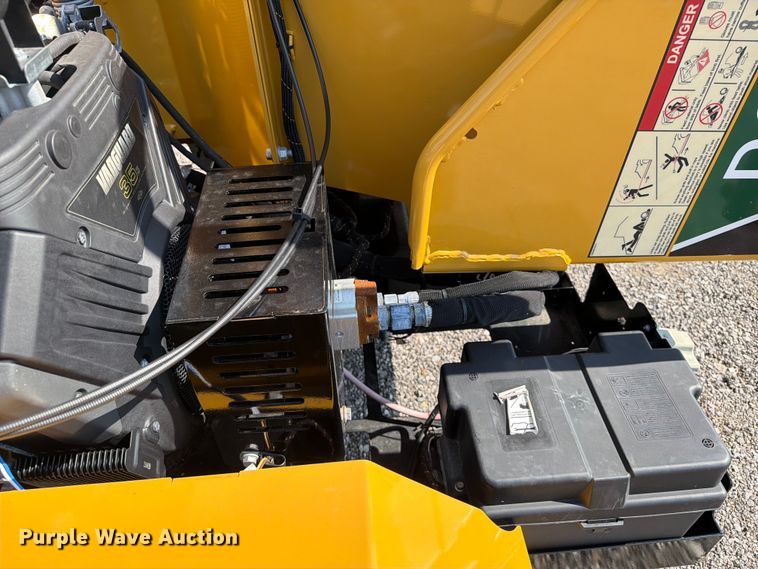 image for item EG9275 2022 Vermeer BC900XL wood chipper