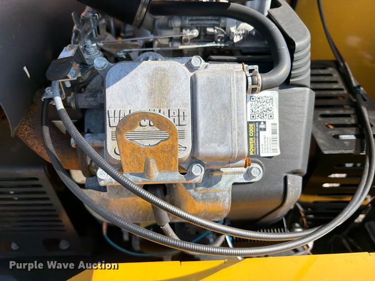 image for item EG9275 2022 Vermeer BC900XL wood chipper